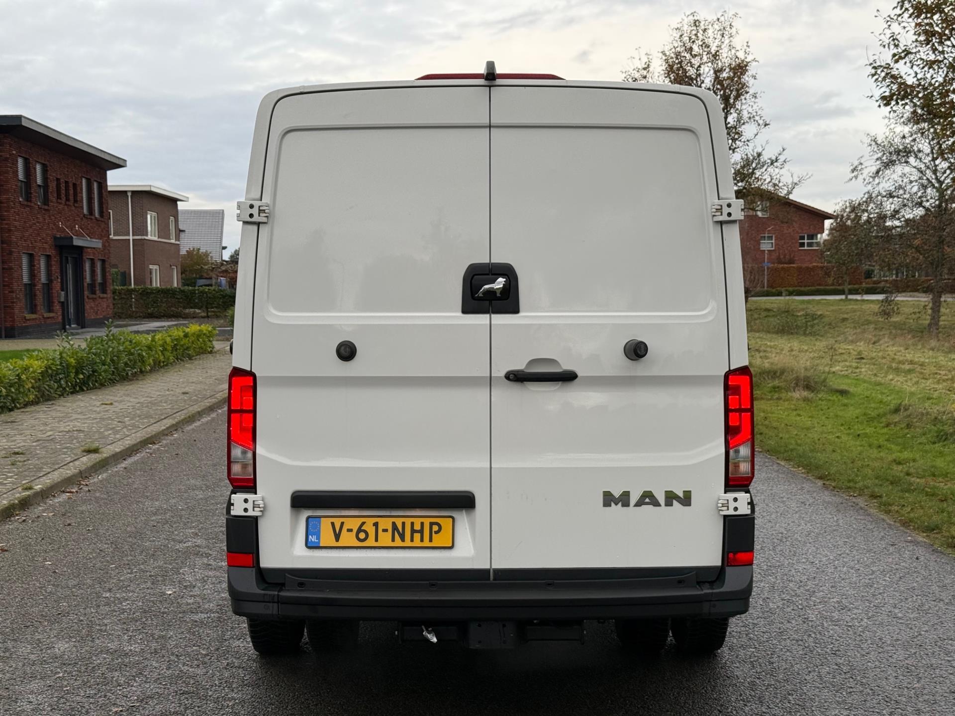 Foto van Man Tge