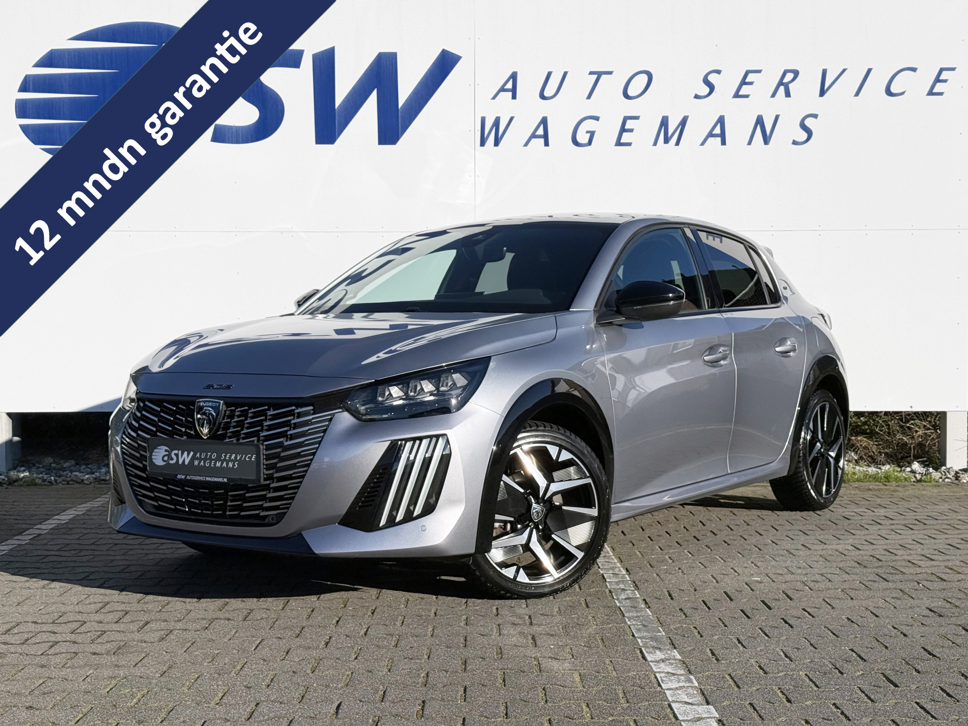 Peugeot 208 1.2 Hybrid 145 e-DCS6 GT 2024 - voorkant