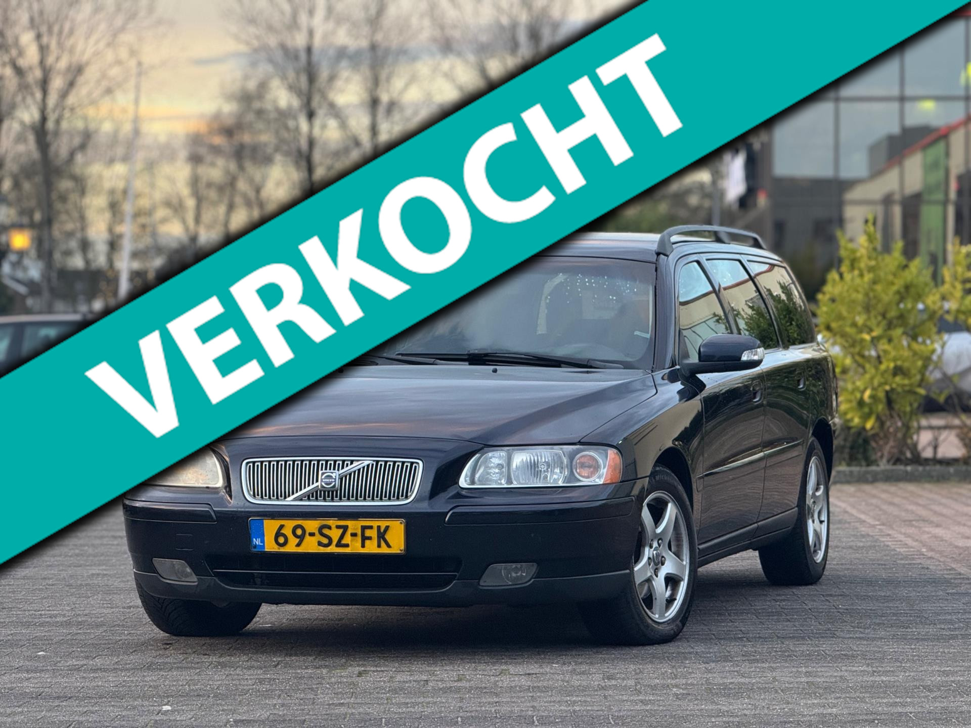 Volvo V70 2.4 Edition I | Automaat | Cruise control | APK 23-06-2026 | Airco | Elektrische ramen | Trekhaak | 2006 - voorkant