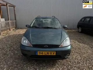 Ford Focus 1.6-16V Centennial 2003 - voorkant