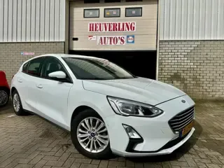 Ford Focus 1.0 EcoBoost ST Line Business 2018 - voorkant
