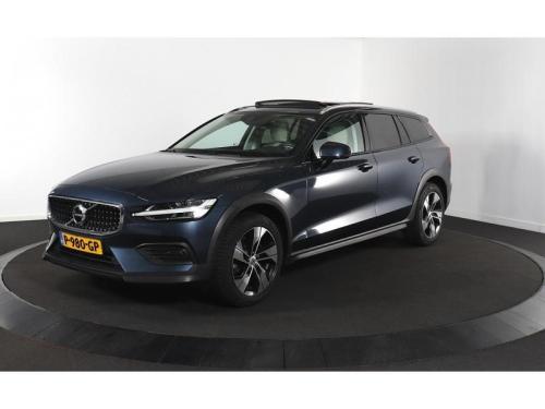 Volvo V60 2.0 B5 AWD  Pro 2022 - voorkant