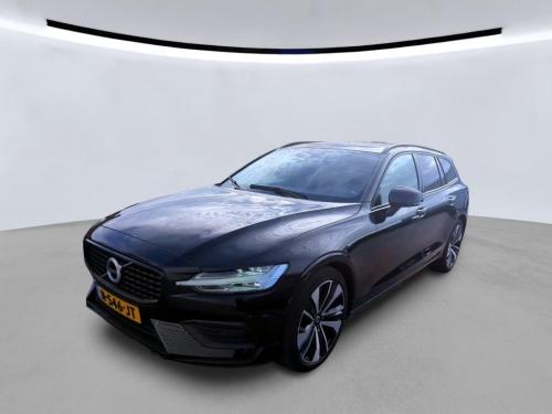 Volvo V60 2.0 B3 Momentum Advantage 2021 - voorkant