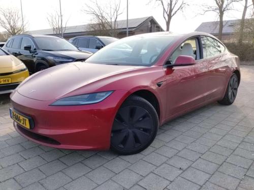Tesla Model 3 RWD 60 kWh 2024 - voorkant