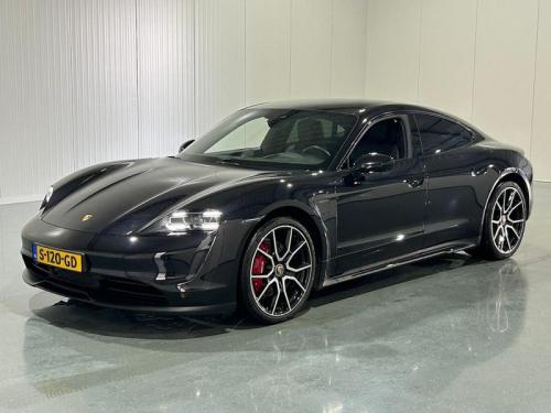 Foto van Porsche Taycan