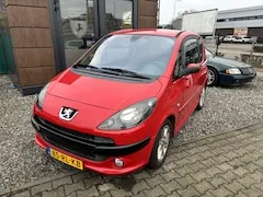 Foto van Peugeot 1007