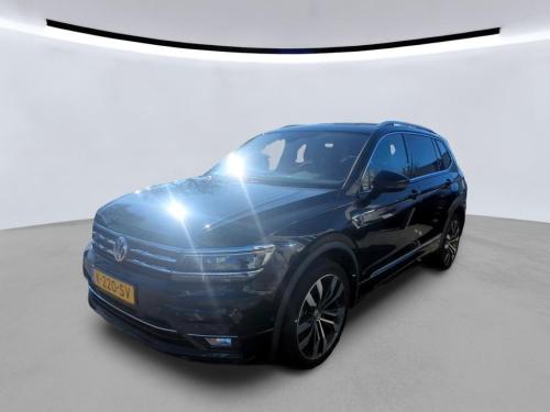 Volkswagen Tiguan 1.5 TSI Highline Business R 7p. 2021 - voorkant