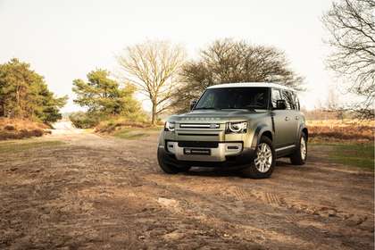 Foto van Land Rover Defender 110