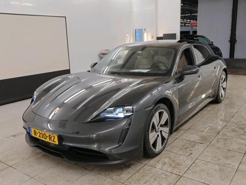 Foto van Porsche Taycan Sport Turismo