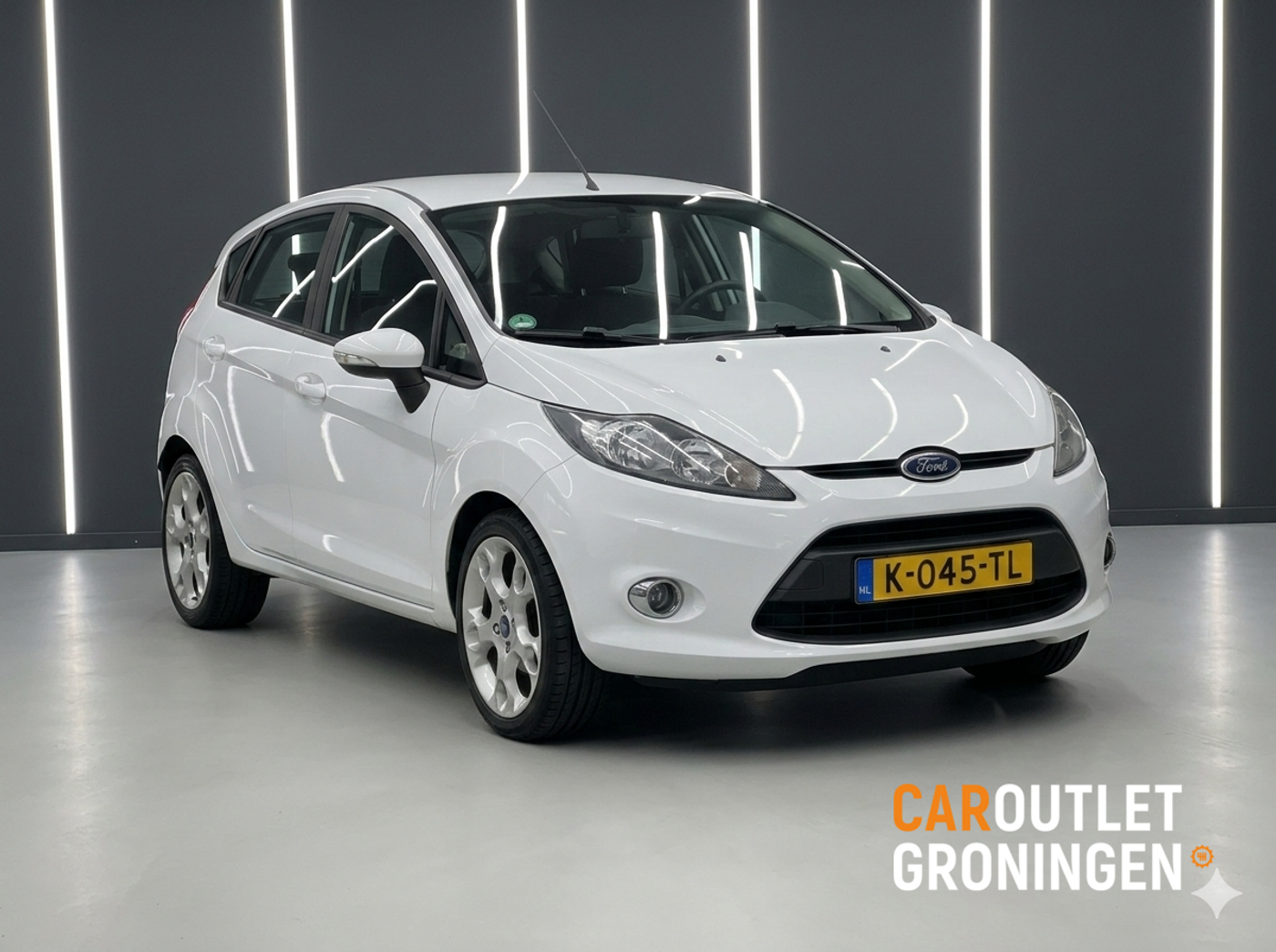 Ford Fiesta 1.4 Titanium 2013 | 5D | AIRCO | QuickClear | LMV 2013 - voorkant