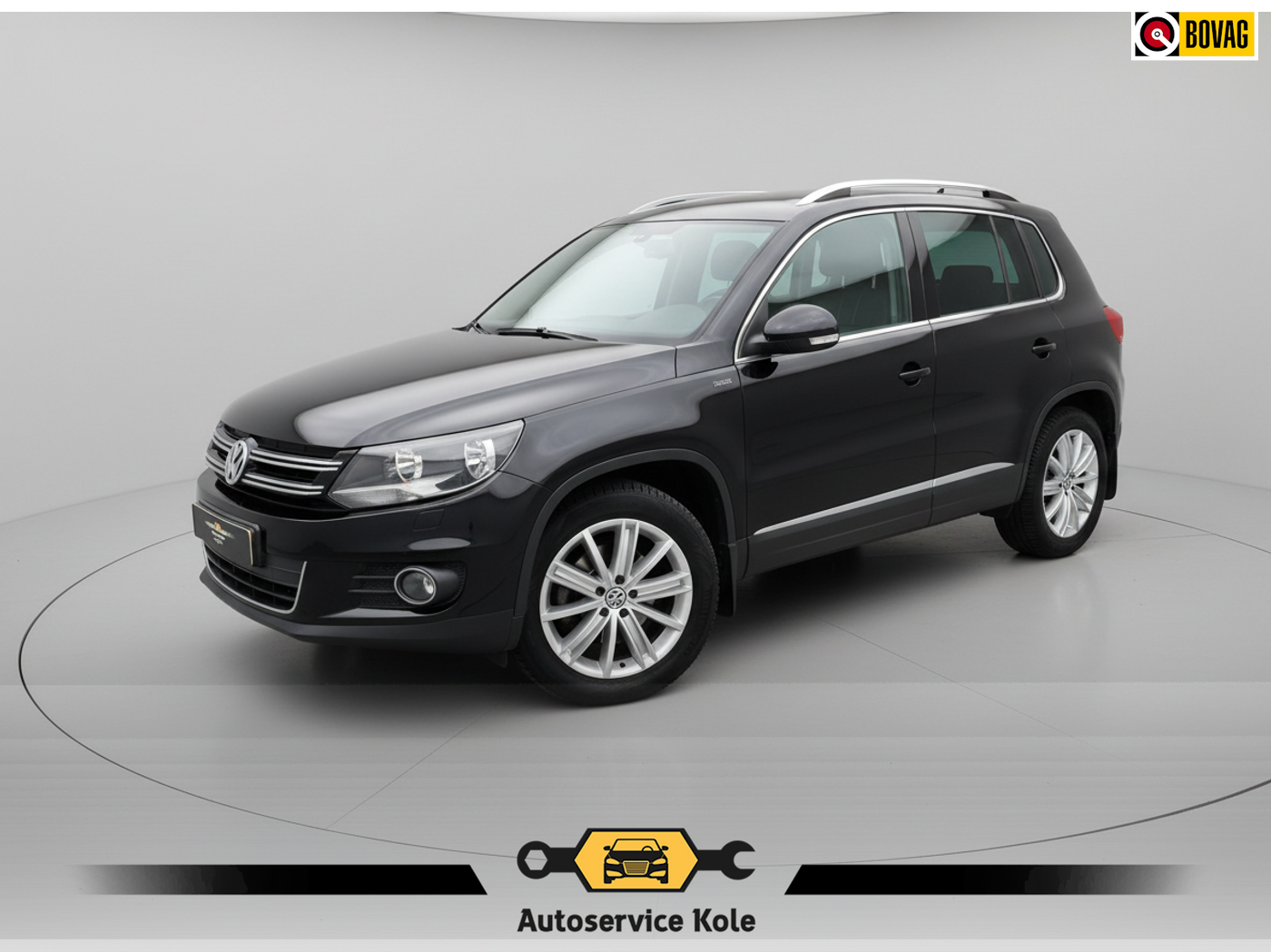 Volkswagen Tiguan 1.4 TSI 125pk * Navigatie * Trekhaak * Stoelverwarming * Cruise Control * 2016 - voorkant