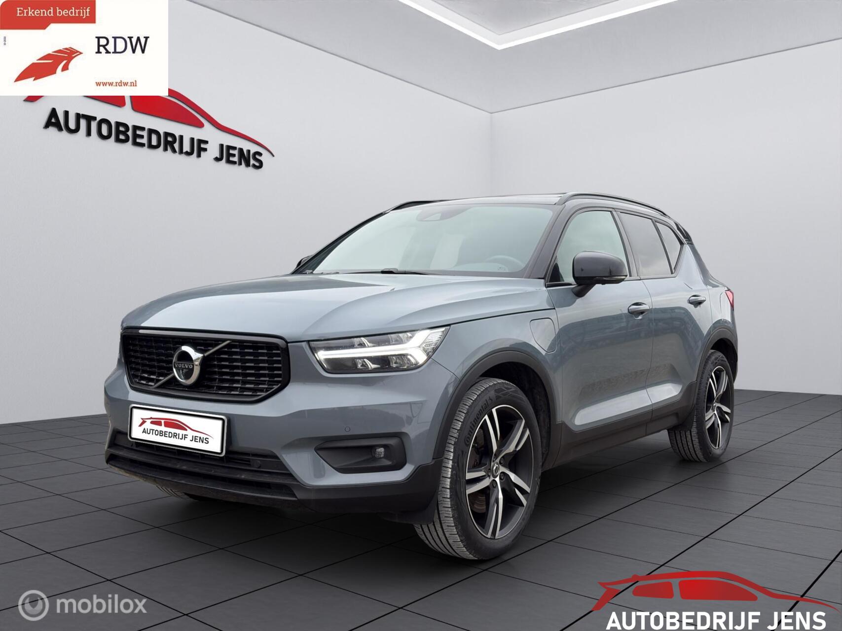 Volvo XC40 1.5 T5 R-Design|360|H. cardon|ACC 2021 - voorkant