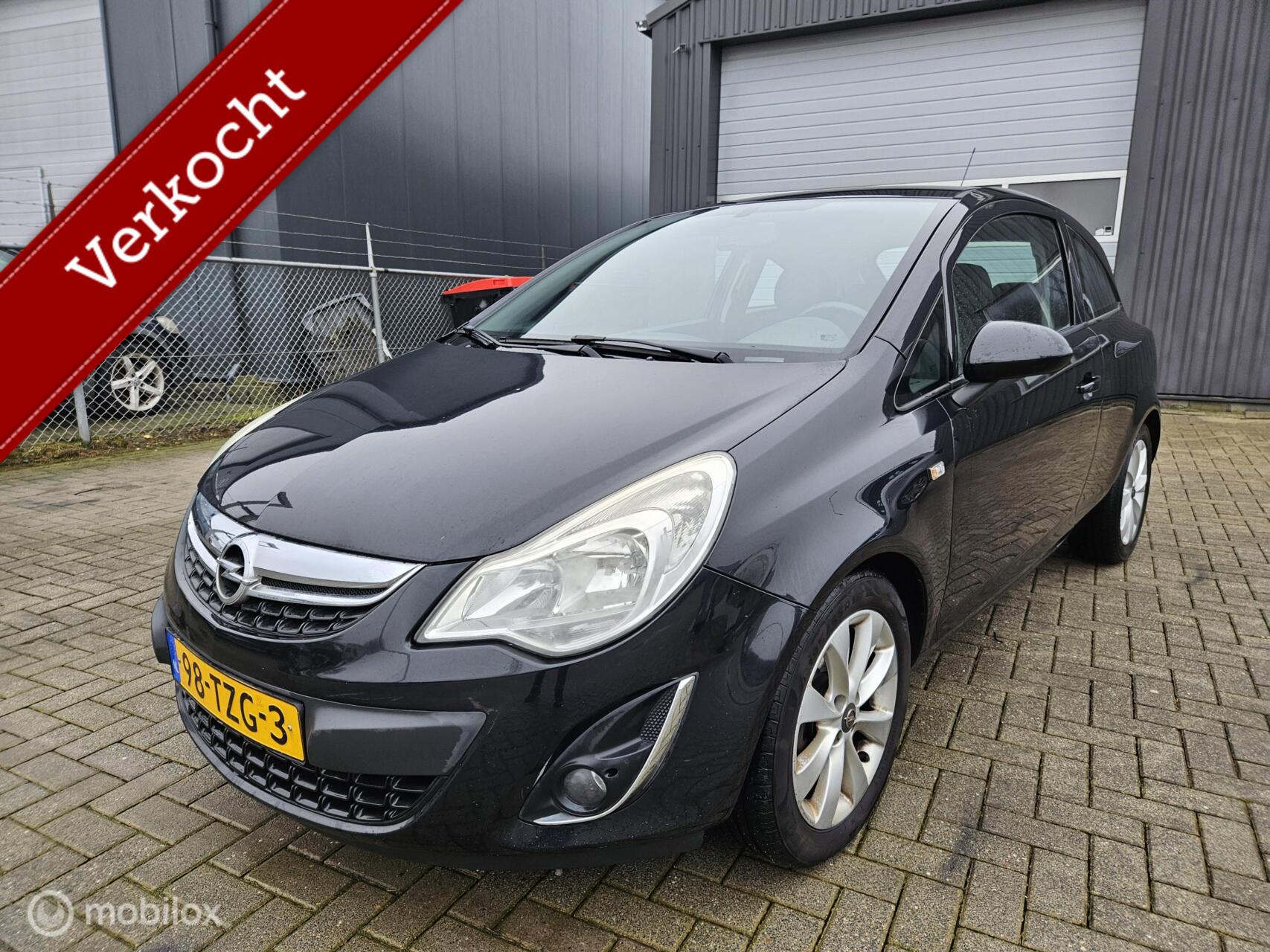 Opel Corsa 1.2 EcoFlex Anniversay LPG G3 AIRCO/CRUISE/APK 02/2027 VASTEPRIJS 2012 - voorkant