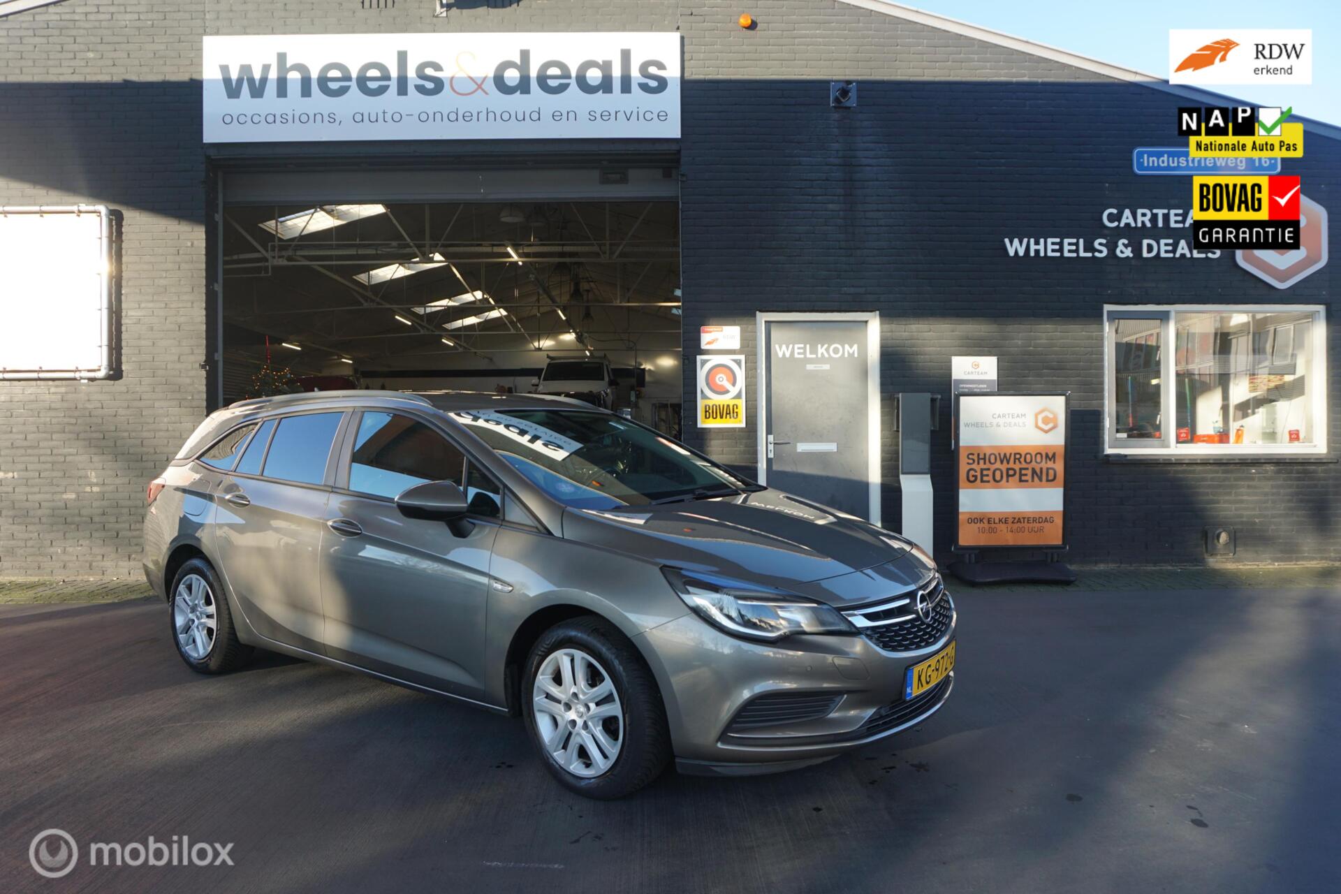 Opel Astra 1.0 Business+ 2016 - voorkant