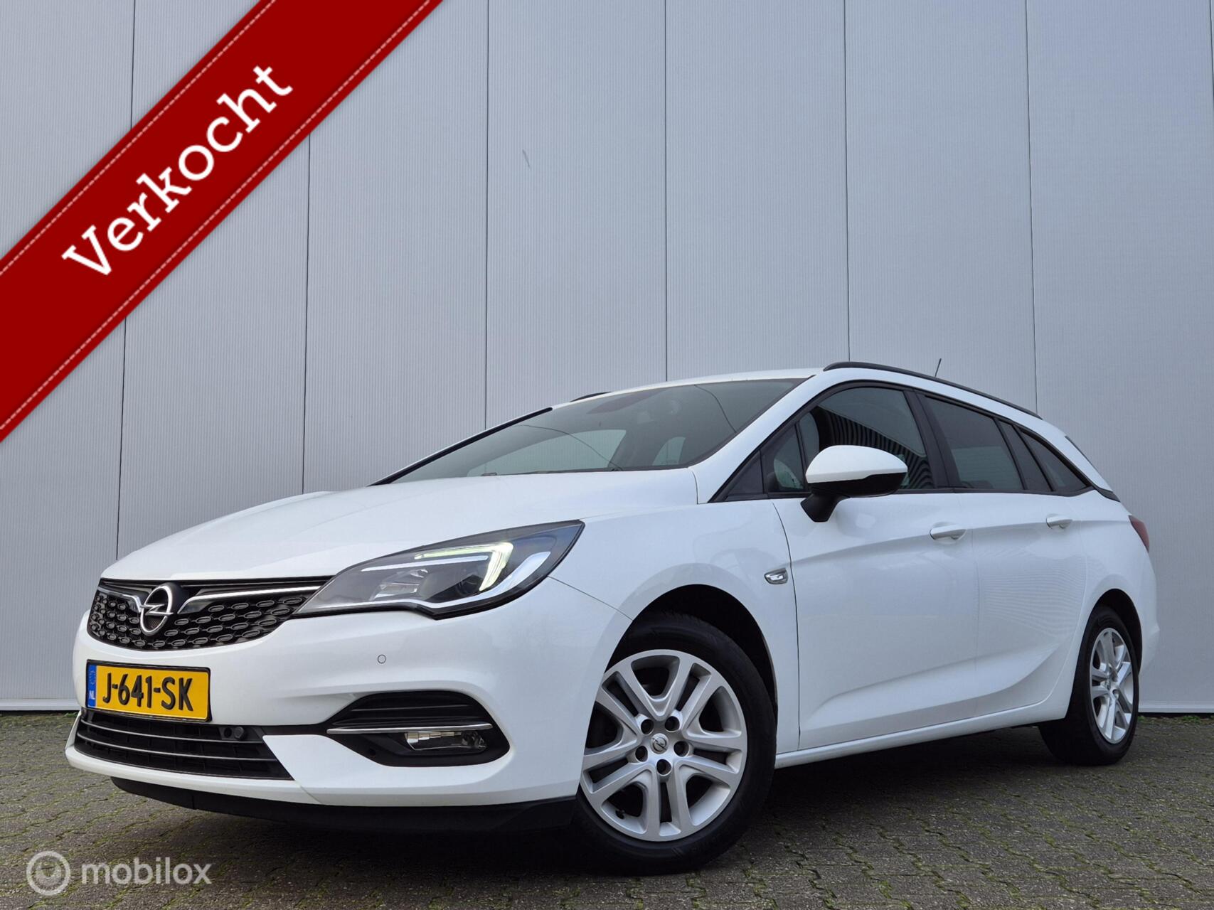 Opel Astra 1.2 EDITION/CAMERA/TREKHAAK/131PK/CARPLAY/CLIMATE/NAVI/BLUETOOTH 2020 - voorkant