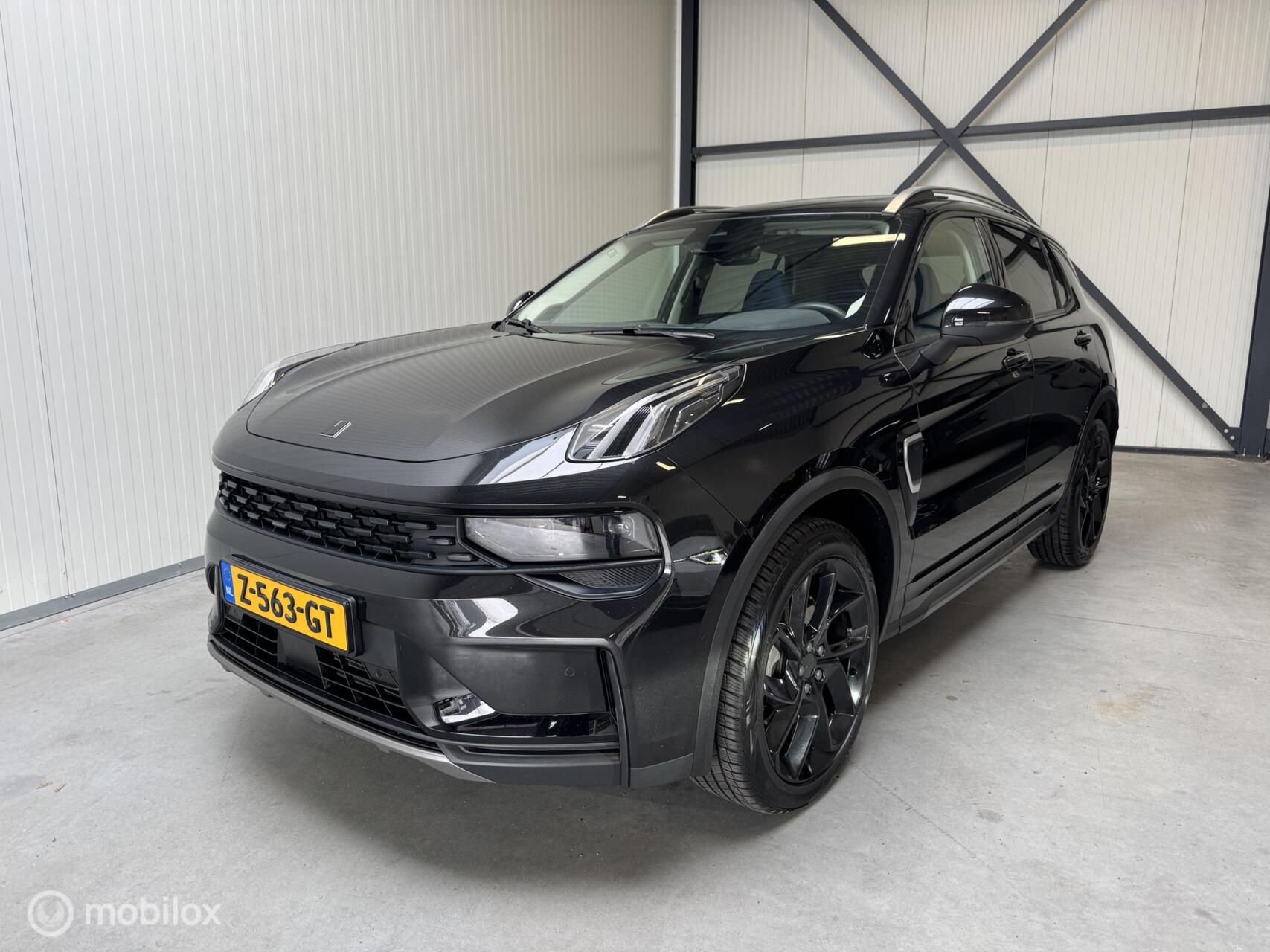 Foto van LYNK&CO LYNK & CO 01