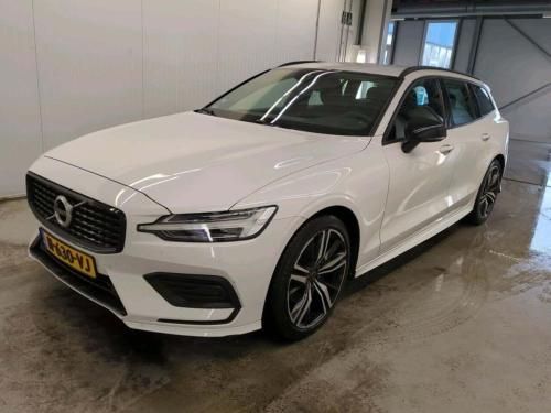 Volvo V60 2.0 B3 Momentum 2022 - voorkant