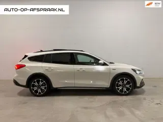 Ford Focus 1.5 EcoBoost Active Business 2020 - voorkant