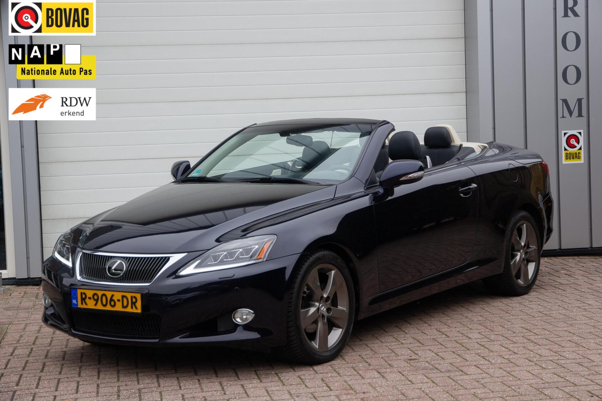 Foto van LEXUS LEXUS IS250C