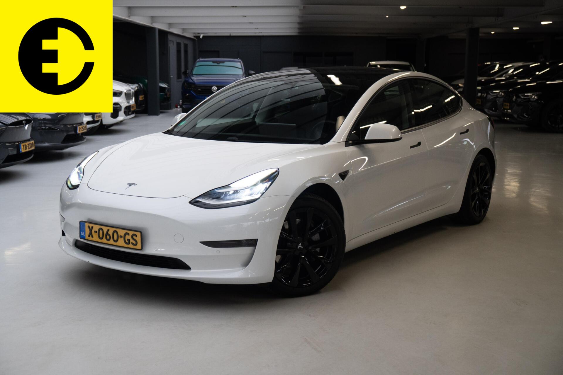 Tesla Model 3 Long Range AWD 75 kWh | 93,1% SOH | Trekhaak |  Incl.BTW 2021 - voorkant