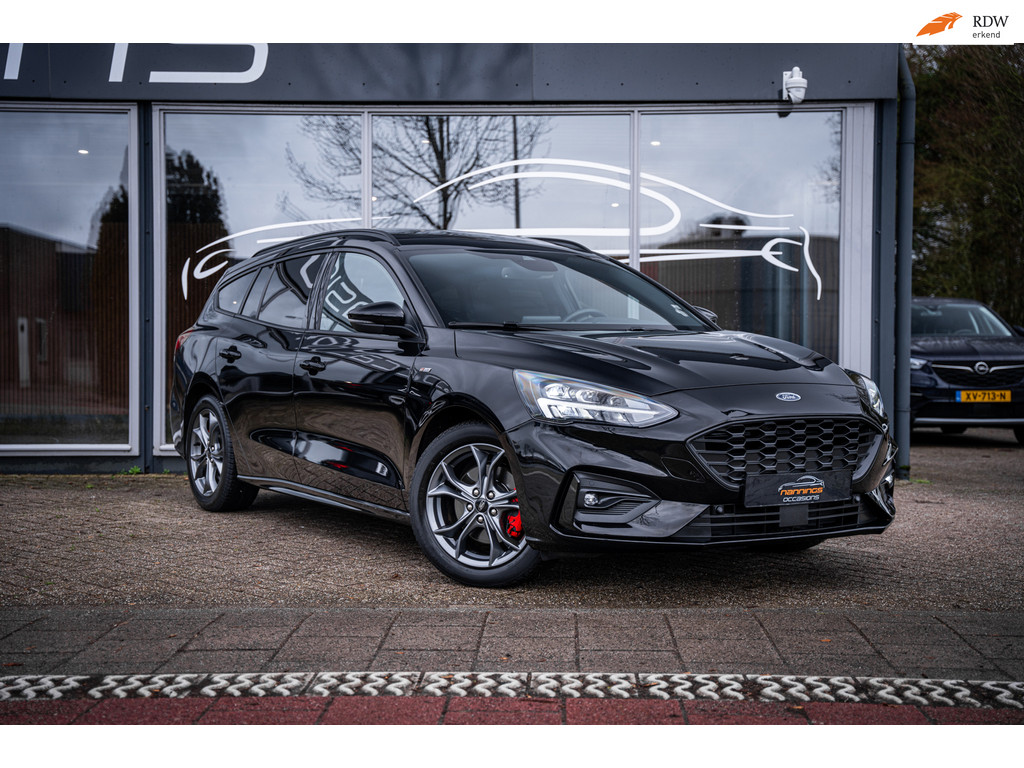 Ford Focus 1.5 EcoBoost Vignale 2019 - voorkant