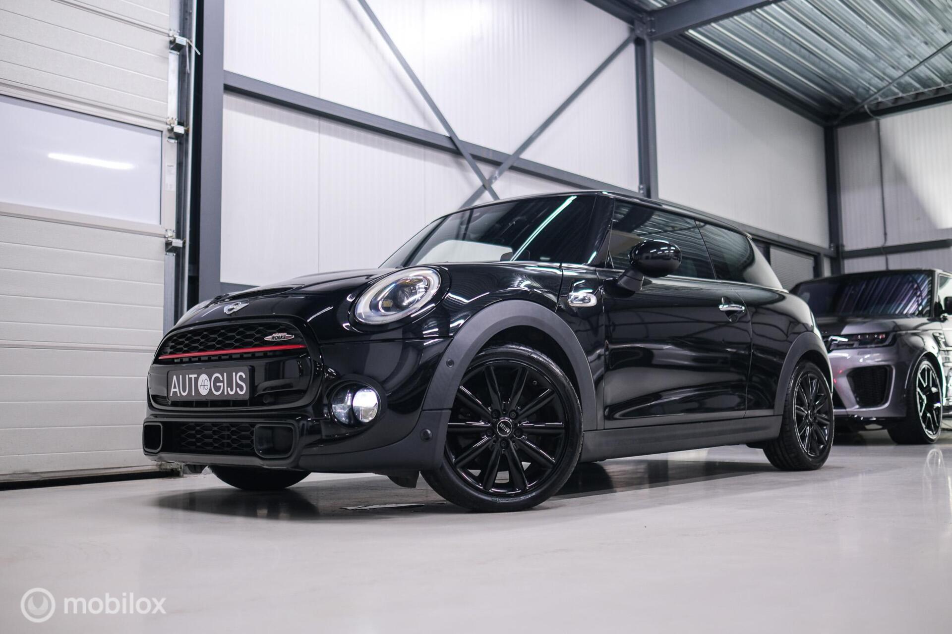 Foto van MINI COOPER S