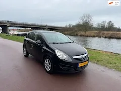 Opel Corsa 1.4-16V '111' Edition 2010 - voorkant