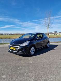 Peugeot 208 1.2 PureTech Access 2016 - voorkant