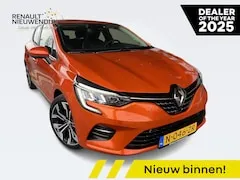 Renault Clio 1.6 E-Tech Hybrid 140 Intens 2022 - voorkant