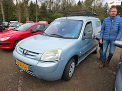 Foto van Peugeot Partner