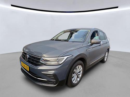 Volkswagen Tiguan 1.5 TSI Life Business 2021 - voorkant