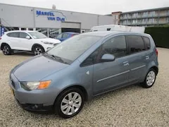Foto van Mitsubishi Colt