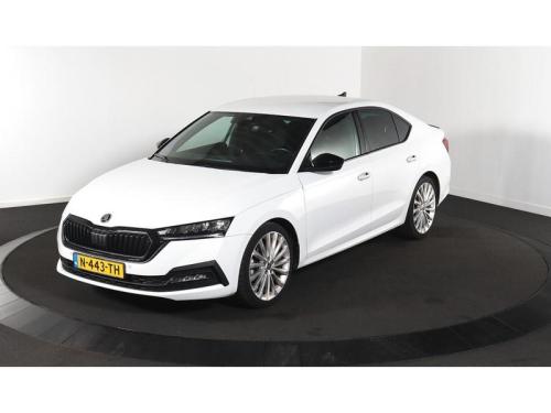 Skoda Octavia 1.0 e-TSI Sport Business 2022 - voorkant