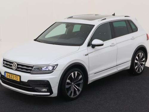 Volkswagen Tiguan 1.5 TSI ACT Highline 2020 - voorkant