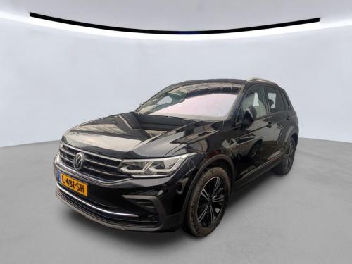 Volkswagen Tiguan 1.5 TSI Elegance 2021 - voorkant