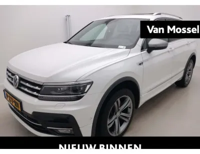 Volkswagen Tiguan 2.0 TSI 4Motion Highline 2020 - voorkant
