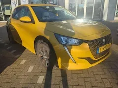 Peugeot 208 EV Allure Pack 2021 - voorkant
