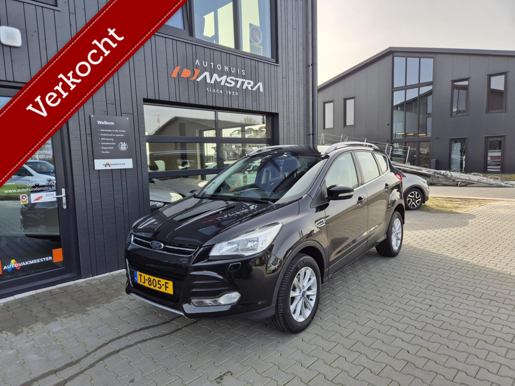 Ford Kuga 1.5 Titanium Styling Pack|Trekhaak|Stoelver|Cruise| 2015 - voorkant