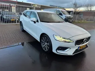 Volvo V60 2.0 D4 Inscription 2018 - voorkant