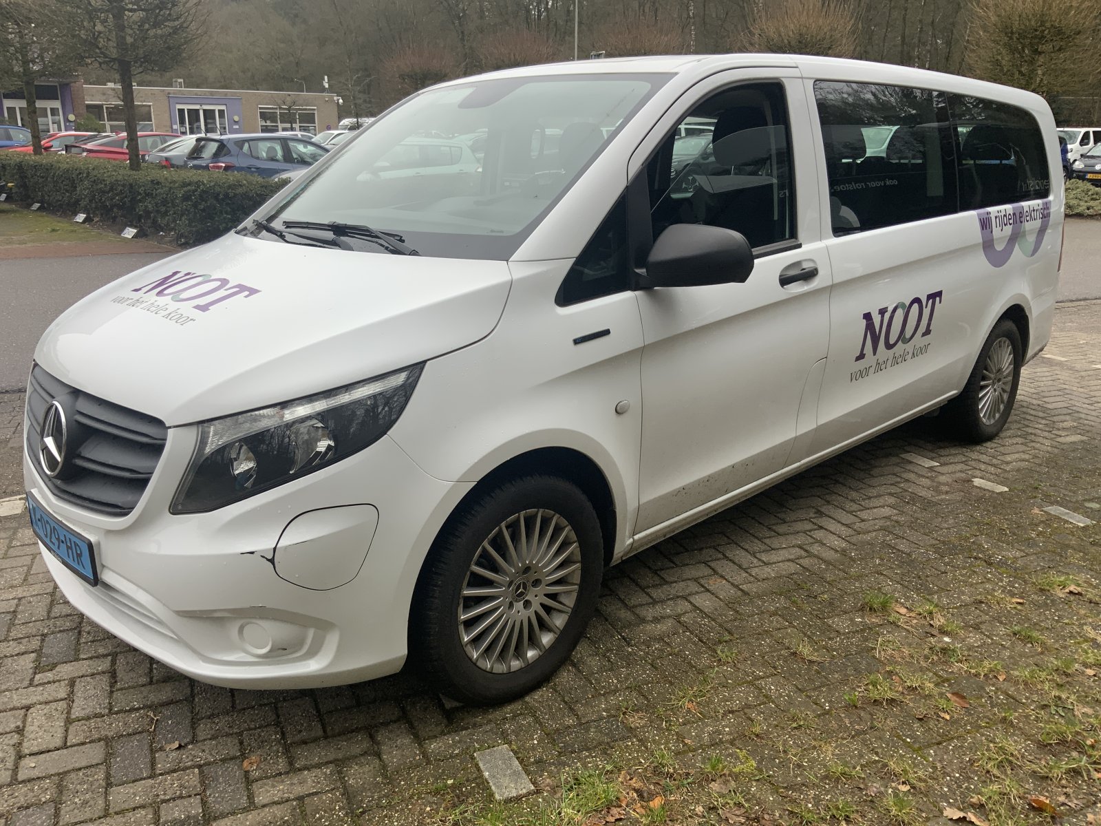 Mercedes-Benz Evito Tourer PRO L3 90 kWh 2020 - voorkant