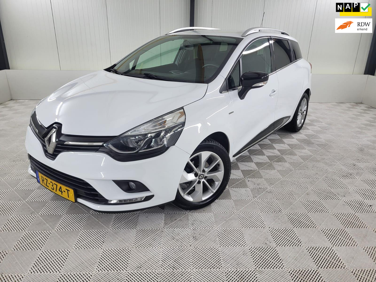 Renault Clio 0.9 TCe Limited 2018 - voorkant