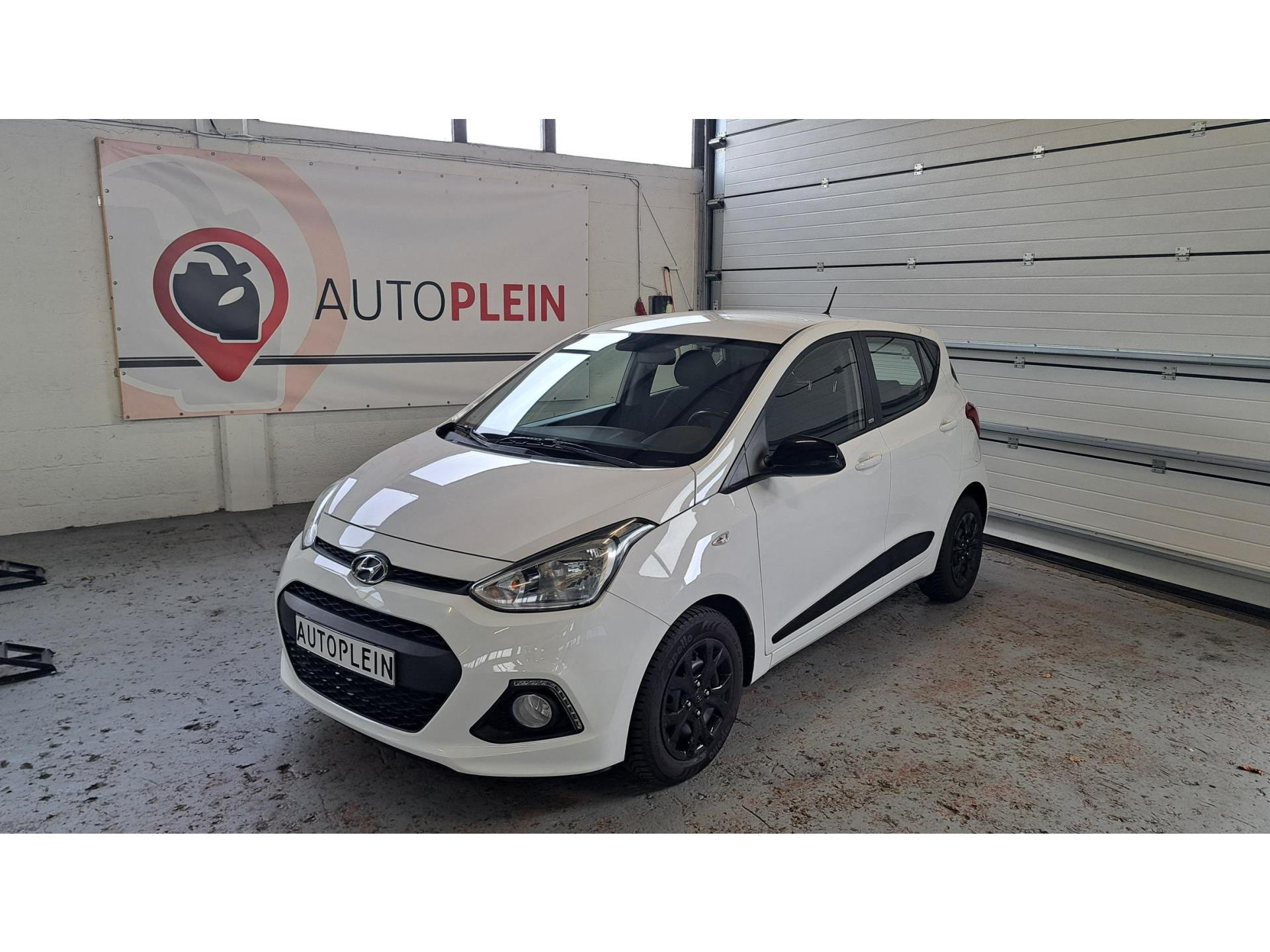 Hyundai I10 1.0i i-Motion 2015 - voorkant