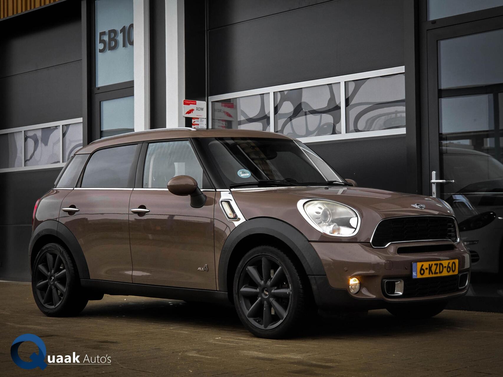 Foto van MINI COOPER S COUNTRYMAN ALL4