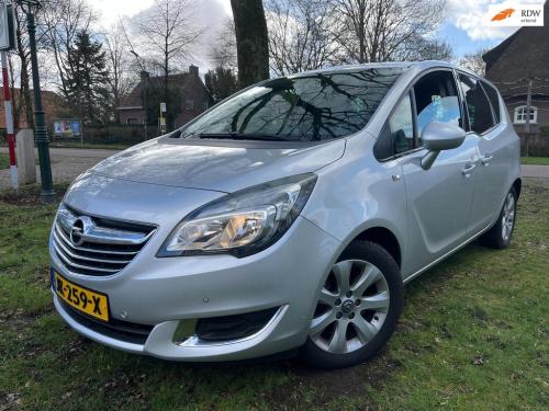 Opel Meriva 1.4 Turbo Cosmo 2015 - voorkant