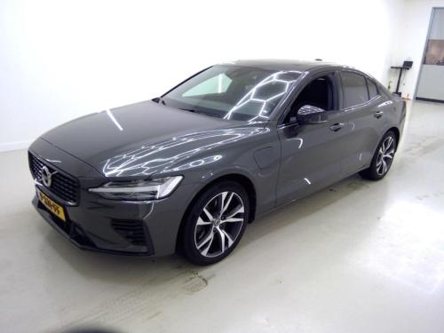 Volvo S60 2.0 Recharge T6 AWD R-Design 2022 - voorkant