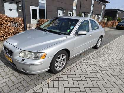 Volvo S60 2.4 D5 2004 - voorkant