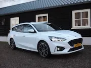 Ford Focus 1.0 EcoBoost ST Line Business 2020 - voorkant