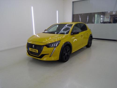 Peugeot 208 1.2 PureTech GT Pack 2021 - voorkant