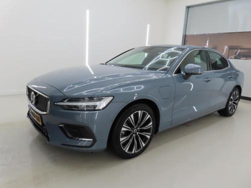 Volvo S60 2.0 Recharge T6 AWD Plus Bright 2023 - voorkant