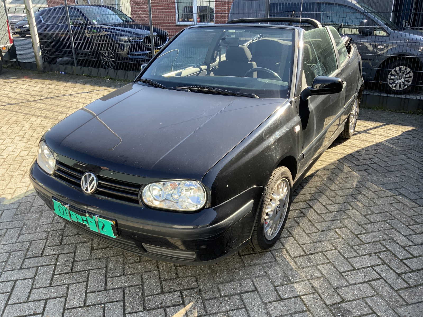 Volkswagen Golf Cabriolet 1.8 Trendline 2000 - voorkant
